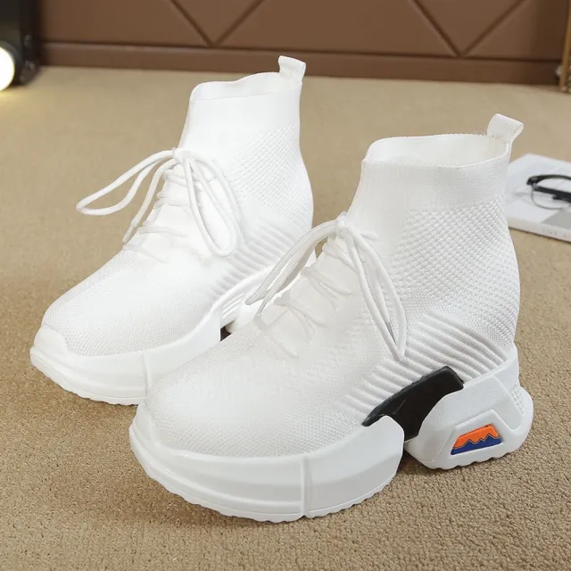 【HMH】舒適彈力飛織綁帶造型厚底內增高時尚休閒鞋(黑)