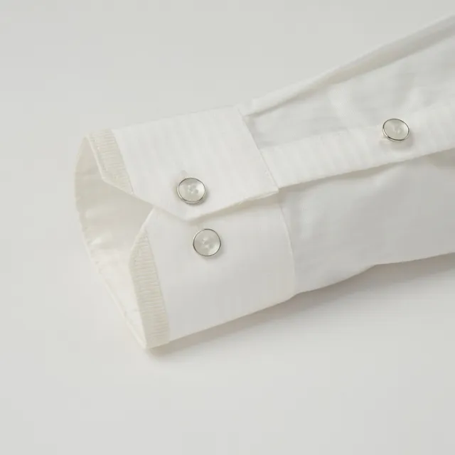 【ROBERTA 諾貝達】台灣製 合身版 商務型男 純棉長袖襯衫(白色)