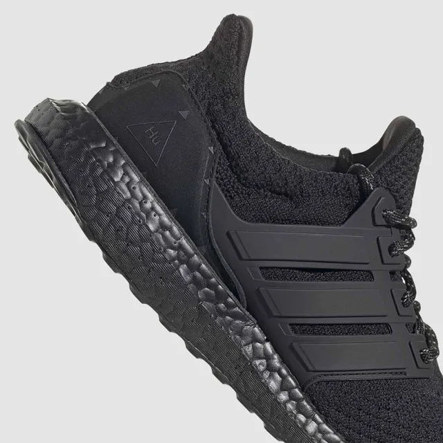 adidas 愛迪達】PHARRELL WILLIAMS ULTRABOOST DNA 黑色菲董聯名限量男