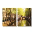【24mama 掛畫】二聯式 油畫布 歐洲荷蘭 繪畫藝術 城市建築 河水 汽車 街道 無框畫-60x80cm(阿姆斯特丹街)