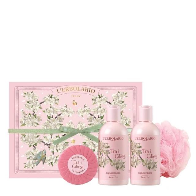 L’ERBOLARIO來自義大利頂級草本保養品牌，堅持親天然、親環保理念，以天然植萃為核心。這款櫻花樹甜蜜香氛結合自然花香與溫柔果香，帶來清新舒適的香氣體驗，適合日常使用，讓您感受來自義大利的純粹與療癒。