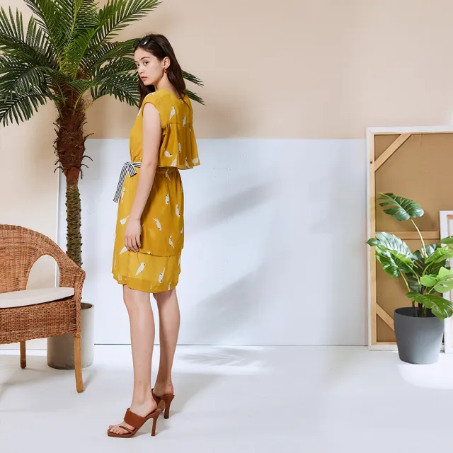 【ICHE 衣哲】Cop.Copine 法國原裝進口V領印花後拼接造型洋裝