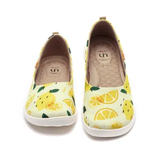 【uin】西班牙原創設計 女鞋 遐想日彩繪休閒鞋W0106120(彩繪)