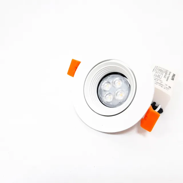 【喜萬年SYL Lighting】2入組 5.5W 2700K 24度 黃光 220V 白殼 可調式 7.5cm 崁燈 _SL430004G