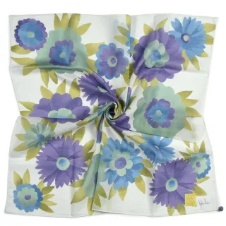 【Sybilla】盛開花朵純綿帕巾領巾(藍紫色/淺綠底)