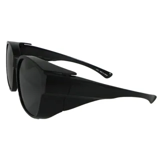 【Docomo】最新加大可包覆式套鏡　頂級Polarized偏光套鏡　抗UV400防眩光　輕量加大配戴款(質感黑)