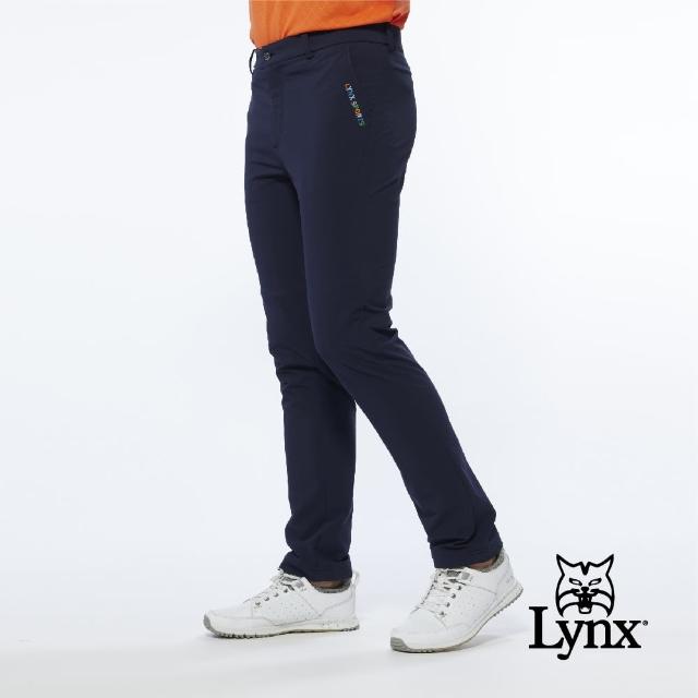 【Lynx Golf】男款潑水功能膝蓋剪接彩色LOGO繡花平口窄管休閒長褲(深藍色)