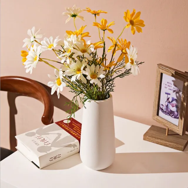 JEN】北歐陶瓷手工藝品桌上擺飾裝飾花器花瓶(白色) - momo購物網- 好評推薦-2024年2月