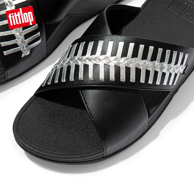 【FitFlop】LULU WRAPPED WEAVE SLIDES 金屬色編織造型交叉雙帶涼鞋-女(黑色)