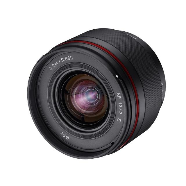 SAMYANG AF 12mm F/2 Samyang AF 12mm F/2 是專業級廣角定焦鏡頭,採用恆定 F/2 大光圈設計,完美適用全片幅相機。提供出色自動對焦效能與廣闊視野,適合風景攝影、星空拍攝及室內空間記錄。公司貨正品保證,捕捉每刻細膩影像。規格以實際出貨為準,感謝您的理解!