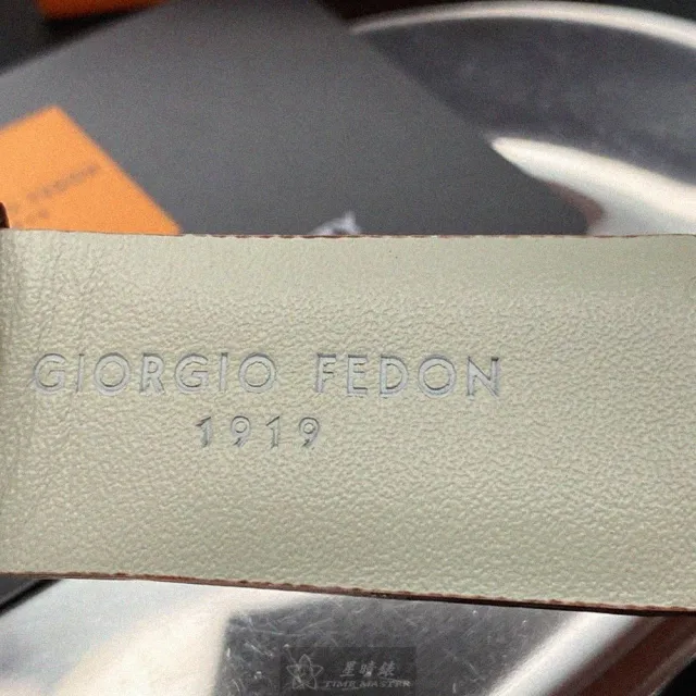 【GIORGIO FEDON 1919】喬治飛登1919男錶型號GF00032(墨綠色錶面銀錶殼咖啡色真皮皮革錶帶款)