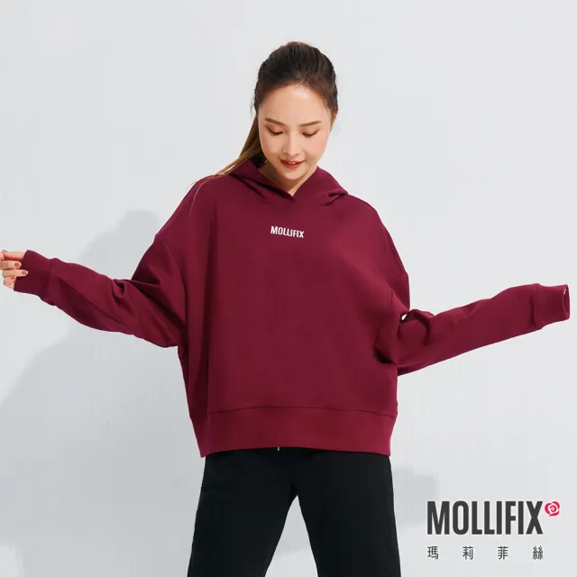 【Mollifix 瑪莉菲絲】潮流感不規則帽T長袖上衣、瑜珈上衣、瑜珈服(酒紅)