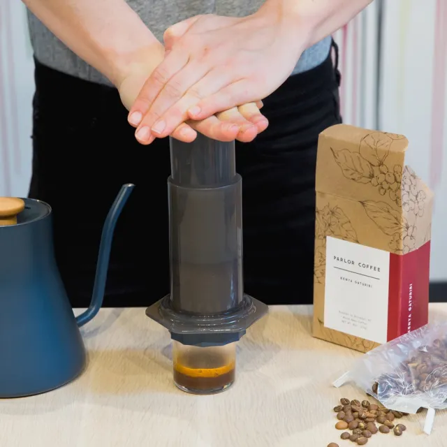 【AEROPRESS】Aeropress 美國愛樂壓(美國製 2023新包裝 紅字)