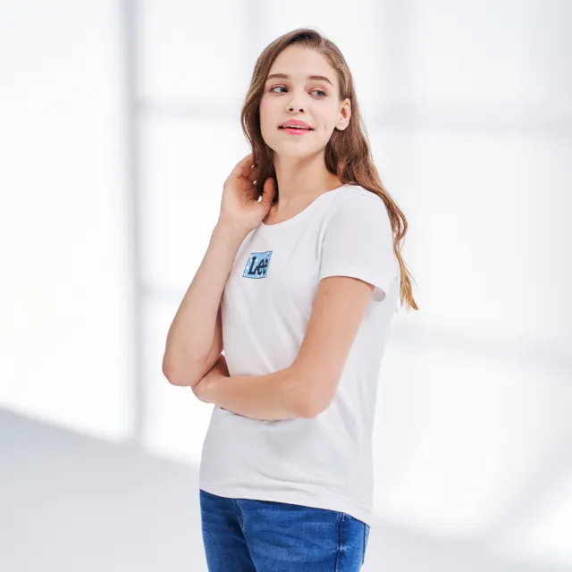 【Lee 官方旗艦】女裝 短袖T恤 / 長框水漾 小LOGO 經典白 標準版型(LL210161)