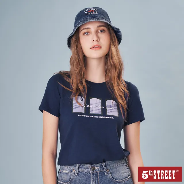 【5th STREET】女裝 短t 短袖 上衣 t恤 TEE 叮叮車圓盤 圖案 棉質 藍色(570879)