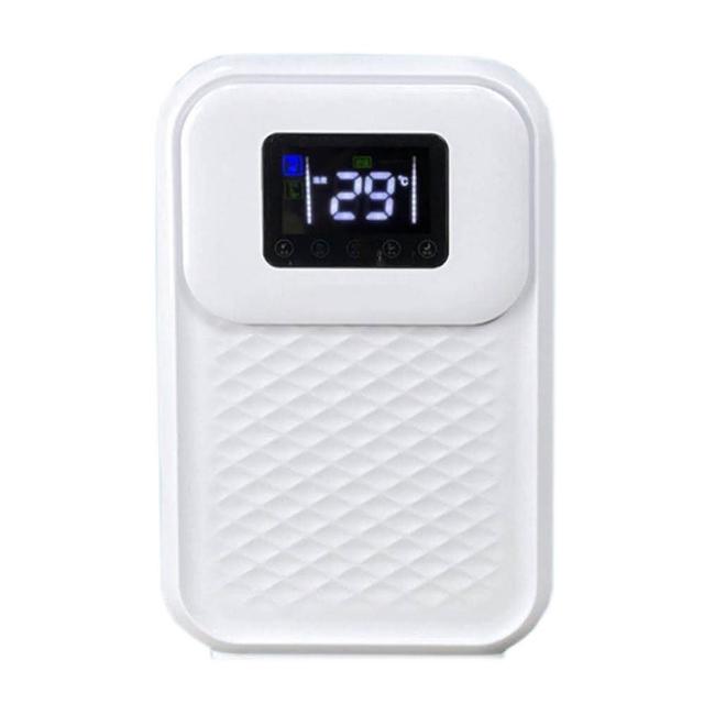 Dennys ED-220 除濕機，採用一般濾網與插頭式設計，每小時除濕量達1L以下，水箱容量10L以下，適合7-9坪空間使用。具滿水提醒功能，結合清淨除濕效能，提供舒適乾爽環境，享1年保固安心保障。