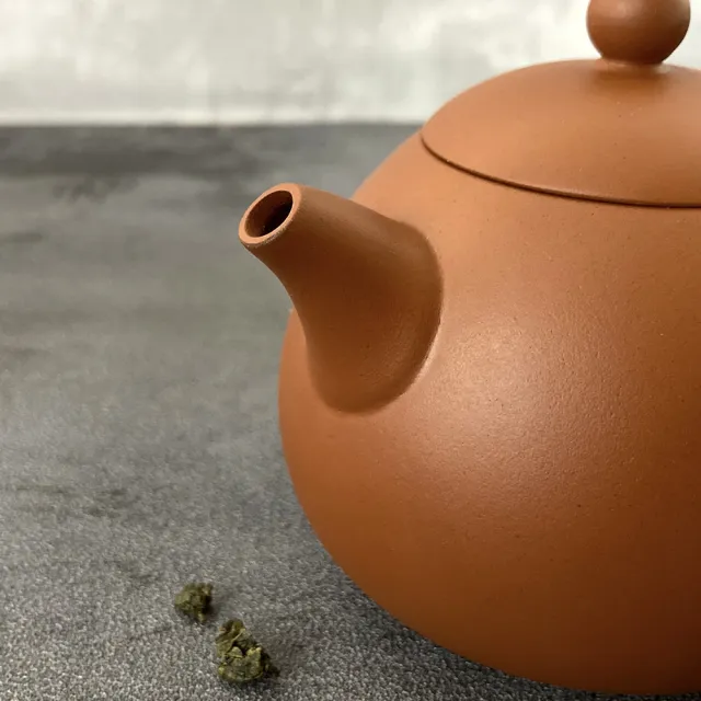 【台灣製造】日式側把壺 260ml 橫手急須壺 鶯歌陶藝之美(茶具 茶壺朱泥 紫砂 段泥 泡茶壺 茶杯)