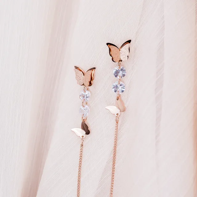 【Elegant 珍愛宣言】翩翩飛舞蝴蝶玫瑰金耳環(鈦鋼耳環 抗過敏耳環)
