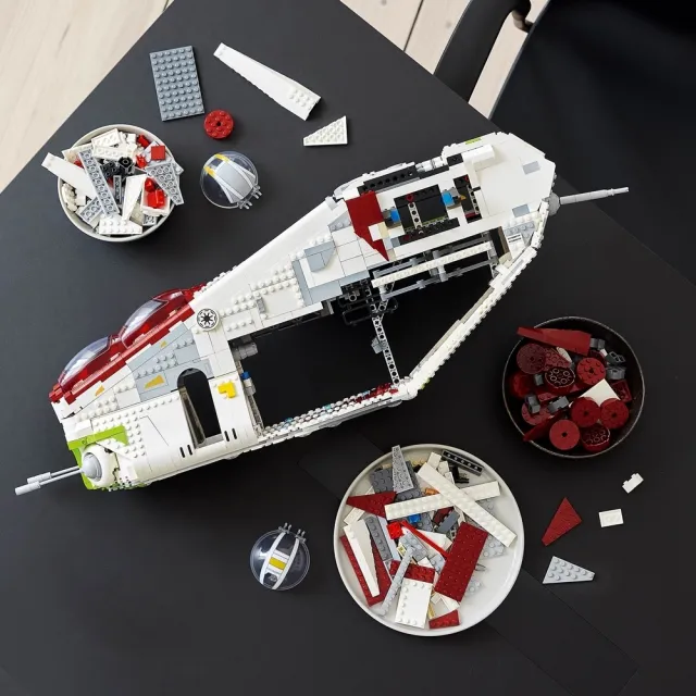 【LEGO 樂高】星際大戰系列 75309 Republic Gunship(星戰 共和國砲艇)