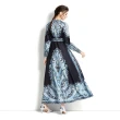 【M2M】現貨-玩美衣櫃歐式淡藍印花高腰開岔大裙襬洋裝S-2XL(共二色)