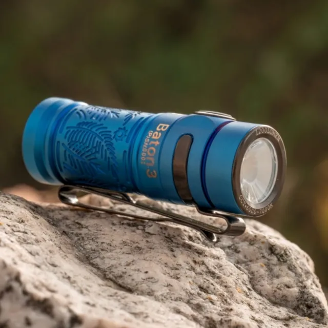 【Olight】錸特光電 BATON 3 限量 鈦合金(1200流明 便攜 高亮 隨身EDC手電筒)