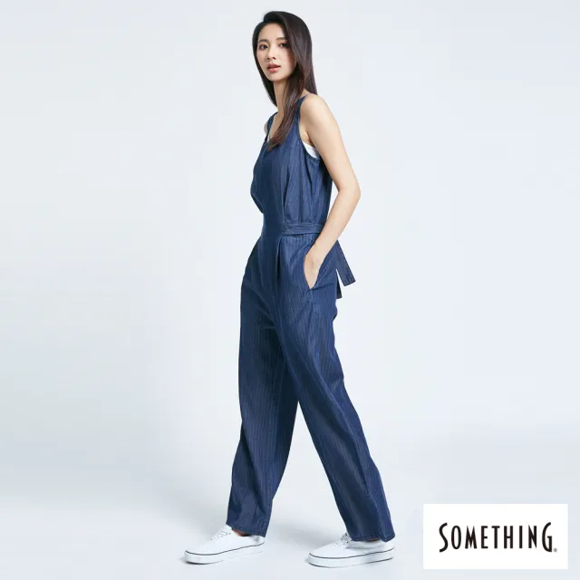 【SOMETHING】女裝 NEO FIT綁帶條紋連身寬褲(酵洗藍)