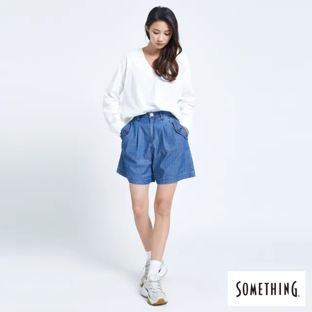【SOMETHING】女裝 NEO FIT袋蓋打摺條紋五分褲(拔洗藍)