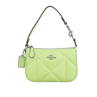 【COACH】COACH Nolita 15銀字LOGO小牛皮菱格絎縫設計拉鍊手拿包(淺檸檬綠)