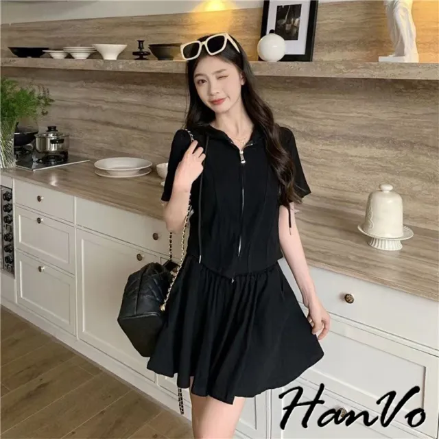 【HanVo】現貨 舒適滑順運動連帽休閒套裝(透氣質感拉鍊寬鬆短袖套裝 日常韓系女裝 女生衣著 A08-5972)