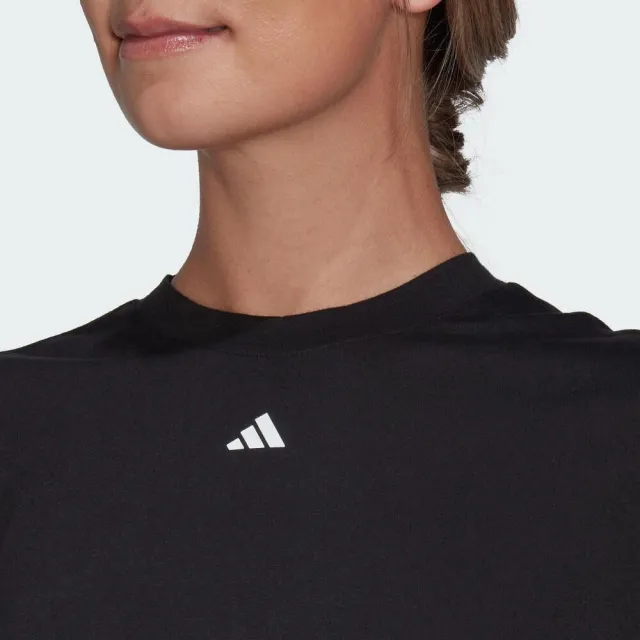 【adidas 愛迪達】ST T 女 短袖 上衣 亞洲版 運動 健身 訓練 休閒 短版 打結 寬鬆 吸濕排汗 黑(HN5549)
