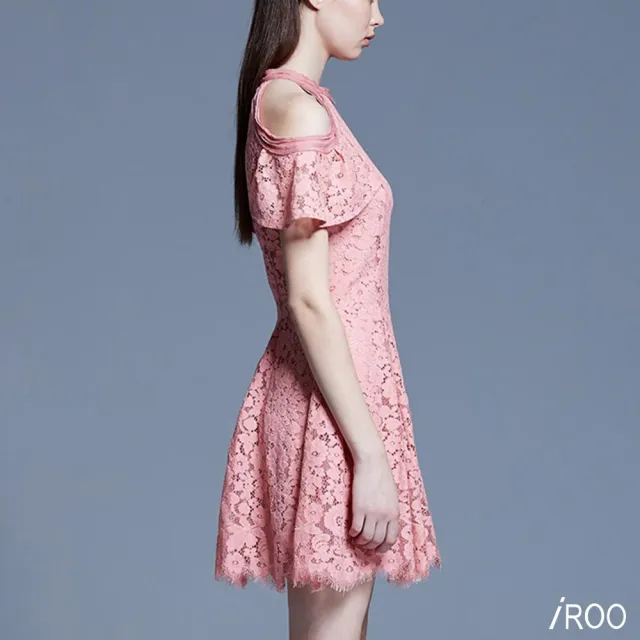 【iROO】粉蕾絲削肩華麗短禮服