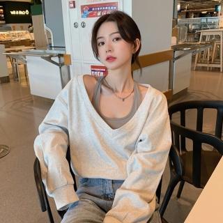 【D.studio】韓版寬鬆V領假兩件運動風薄款長袖上衣(女裝 衣服 寬鬆上衣 顯瘦上衣 長袖t恤 冬裝 W343)