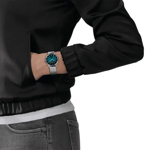 【TISSOT 天梭】Everytime 經典雋永米蘭手錶-銀x藍綠/34mm 錶 生日禮 送禮(T1432101109100)