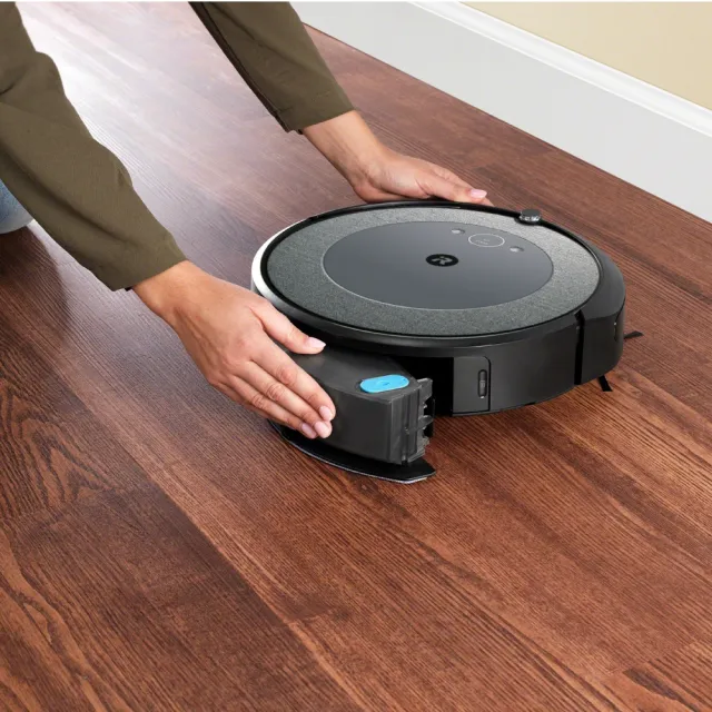 iRobot】Roomba Combo i5 掃拖機器人(Roomba i3升級版掃拖新機保固1+1