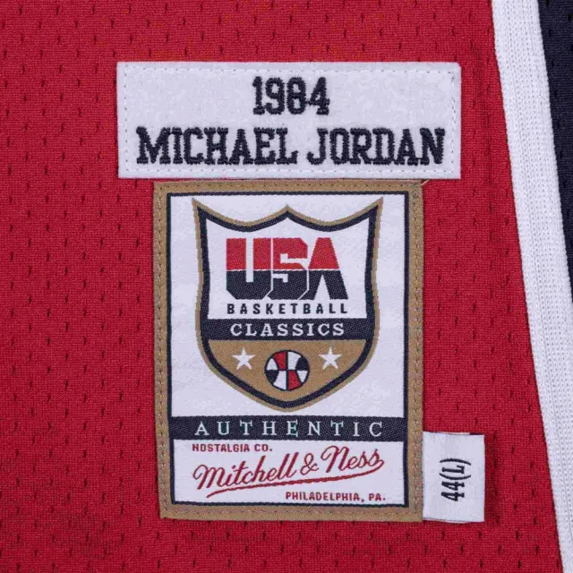 【NBA】M&N Authentic球員版復古球衣 84 TEAM USA #9 Michael Jordan 紅(AJY4AC19080-USASCAR84MJO)