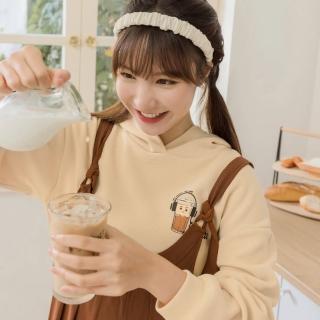 【OB 嚴選】咖啡廳家族棉質拿鐵印花拋袖短版連帽上衣 《IG0025》