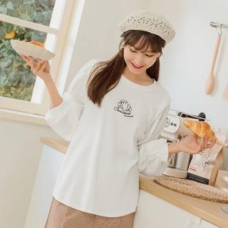 【OB 嚴選】咖啡廳家族棉質可頌刺繡肩剪接拋袖上衣 《IG0026》