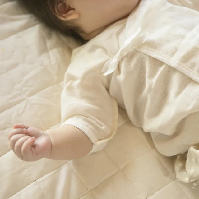 【MARURU】日本製有機棉新生兒紗布衣 松鼠刺繡(日本製 無漂白無染色 寶寶baby新生兒 有機棉紗布衣 純棉)