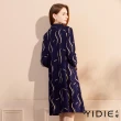 【YIDIE 衣蝶】幾何字母圖案短洋裝-深藍