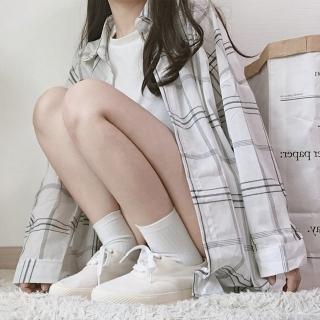 【D.studio】韓版寬鬆百搭格子棉麻中長款外套(上衣 女裝 衣服 外套 薄外套 罩衫 防曬外套 J123)