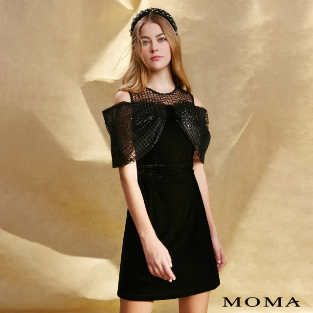 MOMA 微光蝴蝶結露肩天鵝絨洋裝(黑色)