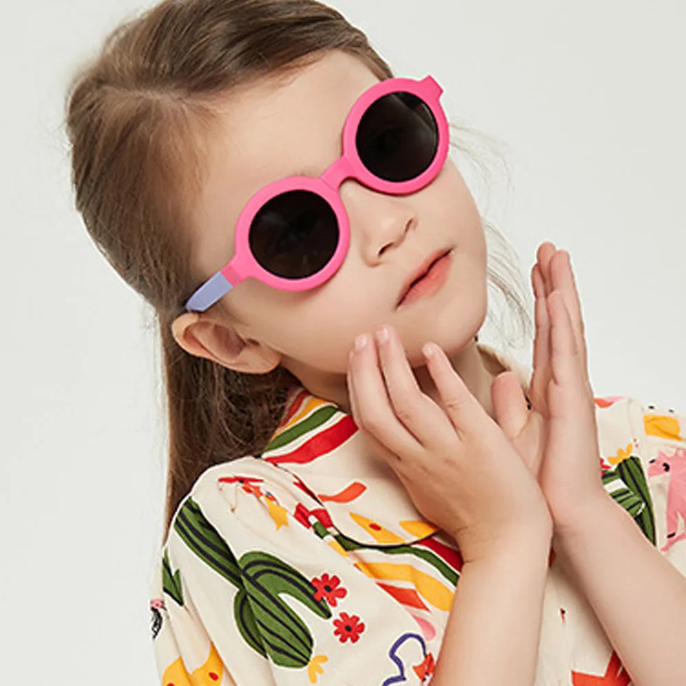 【ALEGANT】輕巧時尚5-12歲兒童專用輕量矽膠彈性折疊太陽眼鏡(多色任選/台灣品牌/UV400圓框摺疊偏光墨鏡)