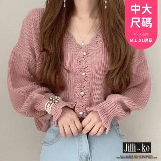 【JILLI-KO】復古珍珠扣寬鬆甜美鏤空泡泡袖針織毛衣中大尺碼-F(粉/白)