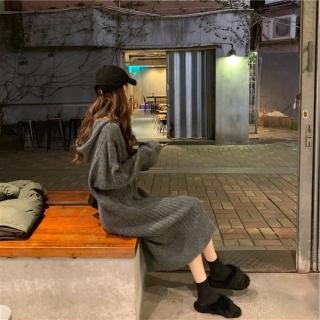【D.studio】韓版寬鬆長版針織連帽針織上衣(毛衣長袖上衣女裝衣服寬鬆上衣顯瘦上衣冬裝連衣裙 S162)