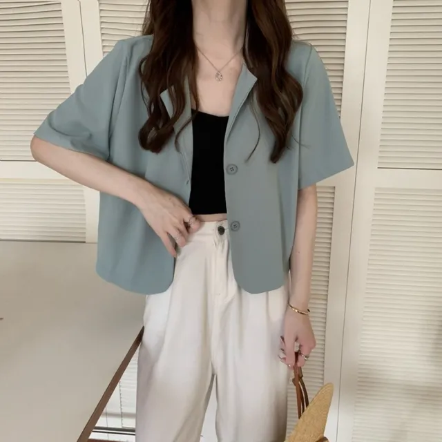 【D.studio】韓版小眾設計感翻領顯瘦短版外套(短版上衣 短版西裝外套 女裝 衣服 外套 薄外套 罩衫 J207)