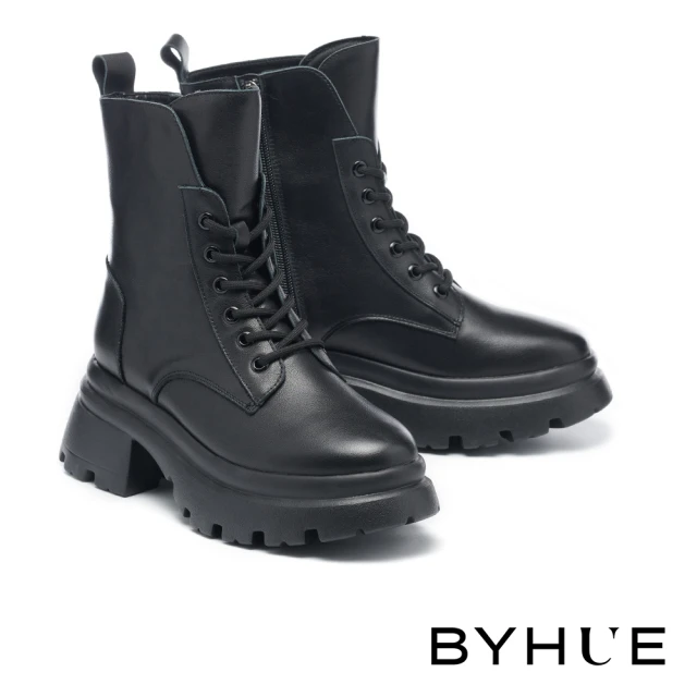 BYHUE 簡約率性牛皮彈力拼接純色軟芯圓頭厚底短靴(黑) 