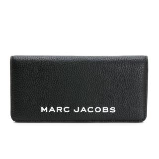 【MARC JACOBS 馬克賈伯】專櫃荔枝皮革對開薄長夾(多色任選)