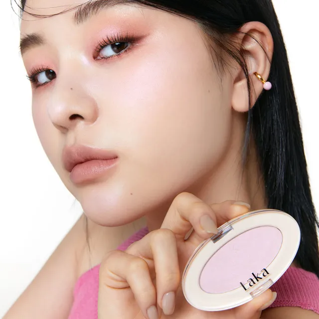 【Laka】夢幻光束打亮餅(妝感服貼 修飾肌膚紋理)