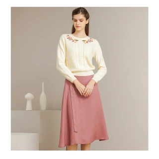 【IRIS 艾莉詩】不對稱設計剪裁圓裙-2色(36217)