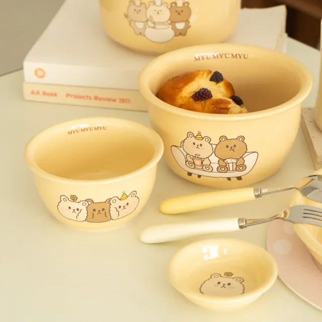 【MYUMYU 沐慕家居】小熊碗盤4件組(熊熊  杯子 陶瓷碗 碗盤 陶瓷盤 碗盤器皿 碗 醬油碟 陶瓷杯)